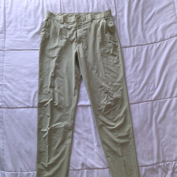 Fabletics "The Only" 4-way Stretch Pant, Spring Green, 34 X 32 - Picture 1 of 15